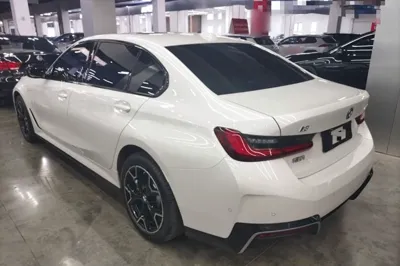 BMW i3 2025, 8500 км, за 27203 USD