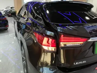 Lexus RX 2022, 60700 км, за 37746.57 USD