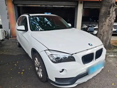 BMW X1 2014, 130500 км, за 4116.9 USD
