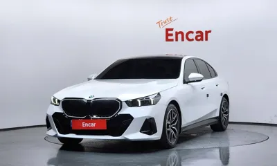 BMW 5-Series · 2026 год