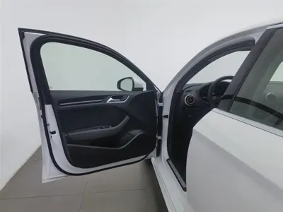Audi A3 2020, 45400 км, за 9414.27 USD - фото 8