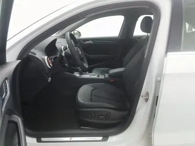 Audi A3 2020, 45400 км, за 9414.27 USD - фото 10