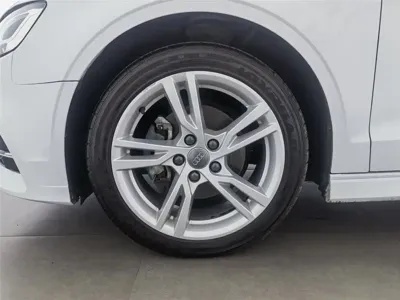 Audi A3 2020, 45400 км, за 9414.27 USD - фото 17