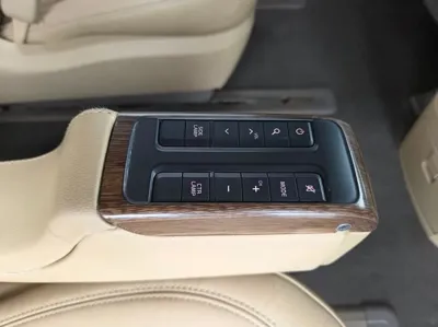 Kia Canival 2016, 233000 км, за 6760.71 USD - фото 14