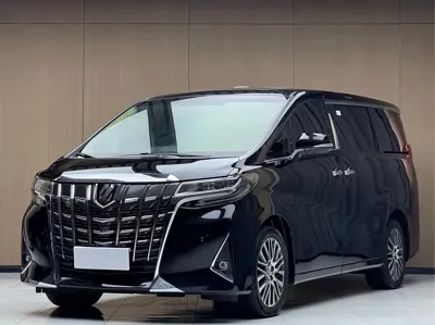 Toyota Alphard · 2017 год