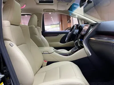 Toyota Alphard 2017, 180000 км, за 43908.08 USD - фото 6