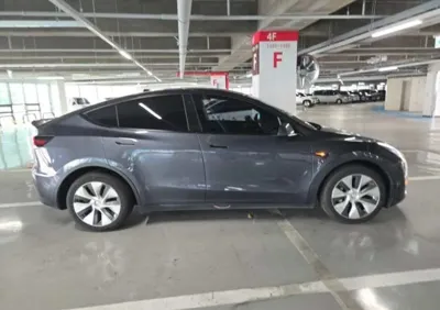 Tesla Model Y 2022, 41269 км, за 7504.89 USD - фото 11