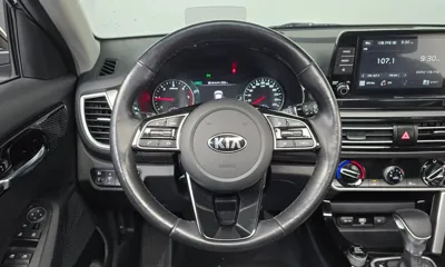 Kia Seltos 2020, 81933 км, за 10993.37 USD - фото 13