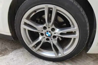 BMW 3 Series 2018, 130400 км, за 14769 USD - фото 8