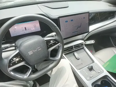 BYD Seal 07 DM-i 2025, 28000 км, за 12992.69 USD - фото 10