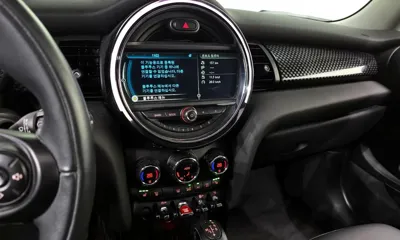 MINI Cooper 2016, 50339 км, за 8993.04 USD - фото 14