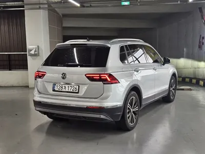 Volkswagen Tiguan 2020, 195819 км, за 12143.89 USD