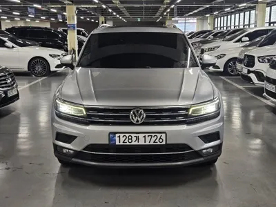 Volkswagen Tiguan 2020, 195819 км, за 12143.89 USD