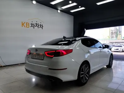Kia K5 2014, 153614 км, за 4294.68 USD