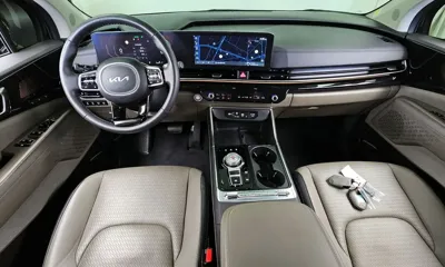 Kia Canival 2024, 53015 км, за 24878.56 USD - фото 7