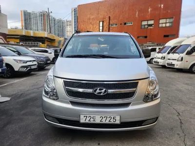 Hyundai Starex 2009, 135000 км, за 3959.55 USD
