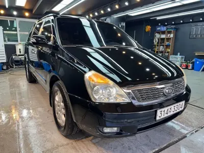 Kia Canival 2012, 277332 км, за 1312.85 USD