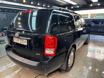 Kia Canival 2012, 277332 км, за 1312.85 USD