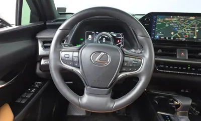 Lexus UX 2024, 15613 км, за 26319.23 USD - фото 12