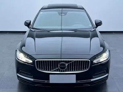 Volvo S90 2024, 20000 км, за 30281.78 USD