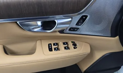Volvo S90 2023, 57298 км, за 25713.93 USD - фото 33