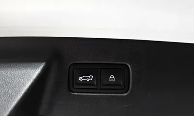 Hyundai Santafe 2024, 17719 км, за 27035.98 USD - фото 17