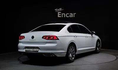 Volkswagen Passat 2021, 53778 км, за 15621.53 USD