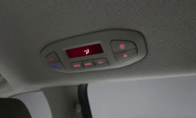 Kia Canival 2017, 96975 км, за 8403.91 USD - фото 29