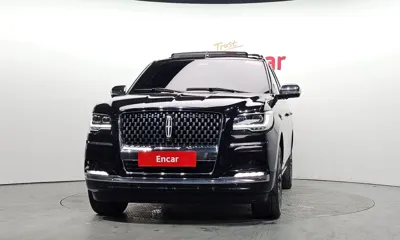 Lincoln Navigator 2023, 59934 км, за 51470.1 USD