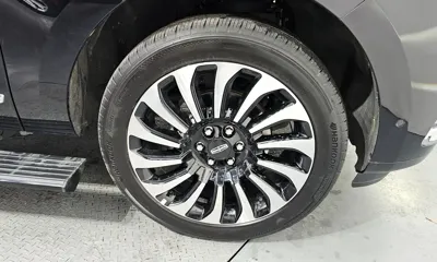 Lincoln Navigator 2023, 59934 км, за 51470.1 USD