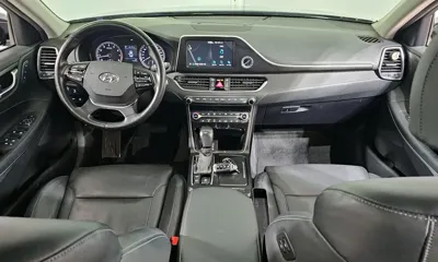 Hyundai Grandeur 2018, 71810 км, за 10927.14 USD - фото 7