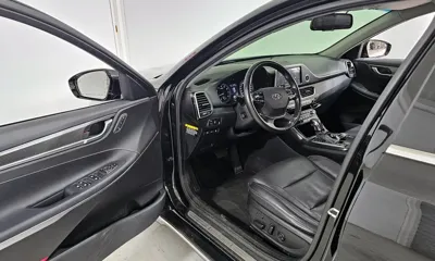Hyundai Grandeur 2018, 71810 км, за 10927.14 USD - фото 11