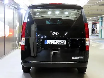 Hyundai Staria 2025, 14432 км, за 17526.59 USD