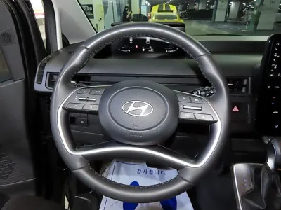 Hyundai Staria 2025, 14432 км, за 17526.59 USD - фото 7