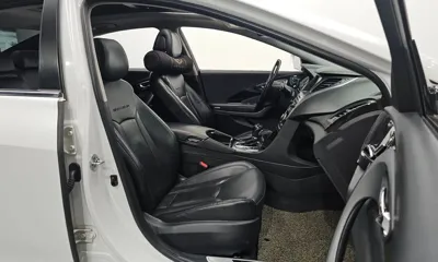 Hyundai Grandeur 2016, 122793 км, за 5795.4 USD - фото 10