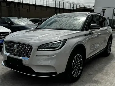 Lincoln Corsair · 2021 год