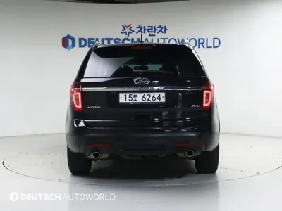 Ford Explorer 2013, 210434 км, за 3282.13 USD