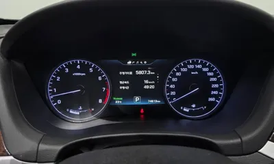 Hyundai Genesis 2015, 74613 км, за 8782.21 USD - фото 8