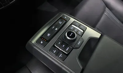 Hyundai Genesis 2015, 74613 км, за 8782.21 USD - фото 19