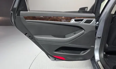 Hyundai Genesis 2015, 74613 км, за 8782.21 USD - фото 25