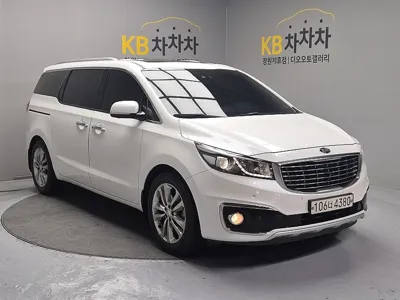Kia Canival 2018, 130763 км, за 8131.68 USD