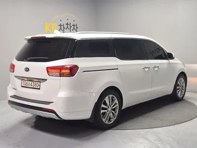 Kia Canival 2018, 130763 км, за 8131.68 USD