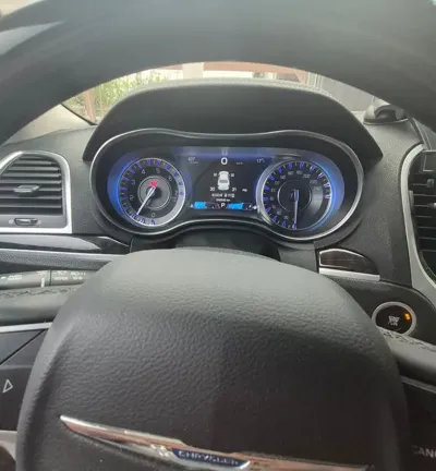 Chrysler 300C 2016, 248700 км, за 3807.27 USD - фото 8