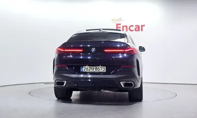 BMW X6 2023, 45632 км, за 51194.7 USD