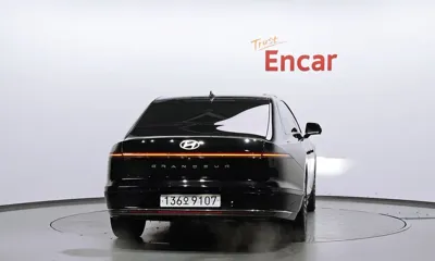 Hyundai Grandeur 2023, 39656 км, за 27660.26 USD