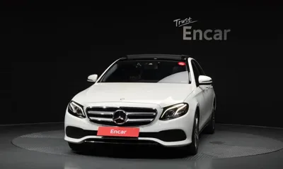 Mercedes-Benz E-Class 2017, 58374 км, за 15960.92 USD