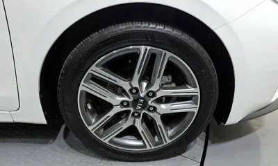 Kia K3 2021, 17012 км, за 11159.25 USD