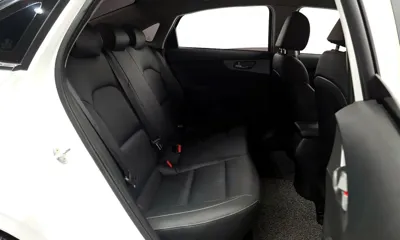 Kia K3 2021, 17012 км, за 11159.25 USD - фото 12