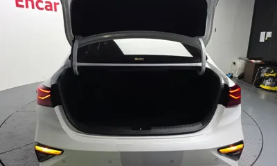 Kia K3 2021, 17012 км, за 11159.25 USD - фото 20