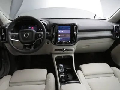 Volvo XC40 2025, 338 км, за 28226.34 USD - фото 7
